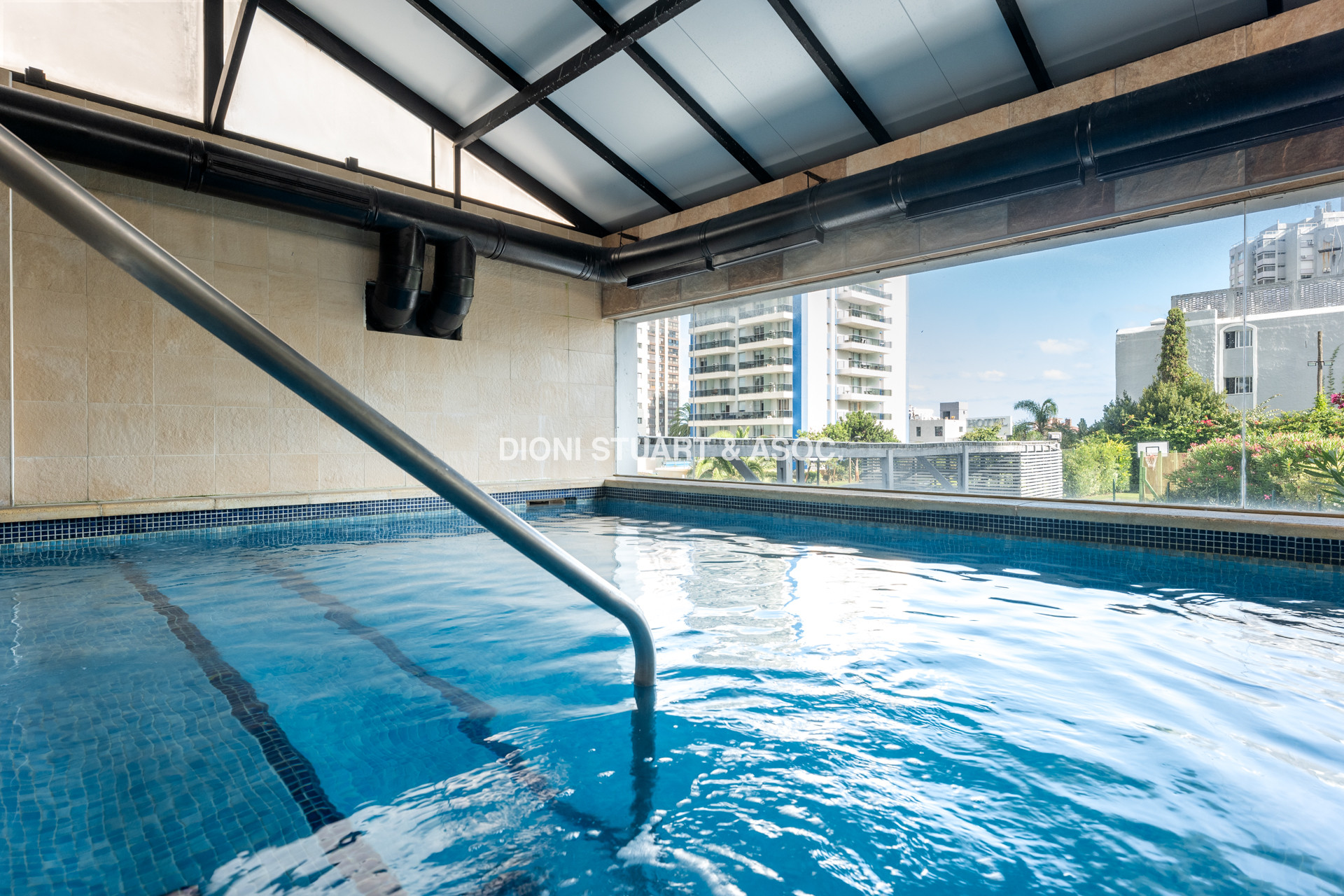 DEPARTAMENTO EN VENTA DE 2 DORMITORIOS Y MEDIO - EDIFICIO LONG BEACH - TODOS LOS AMENITIES