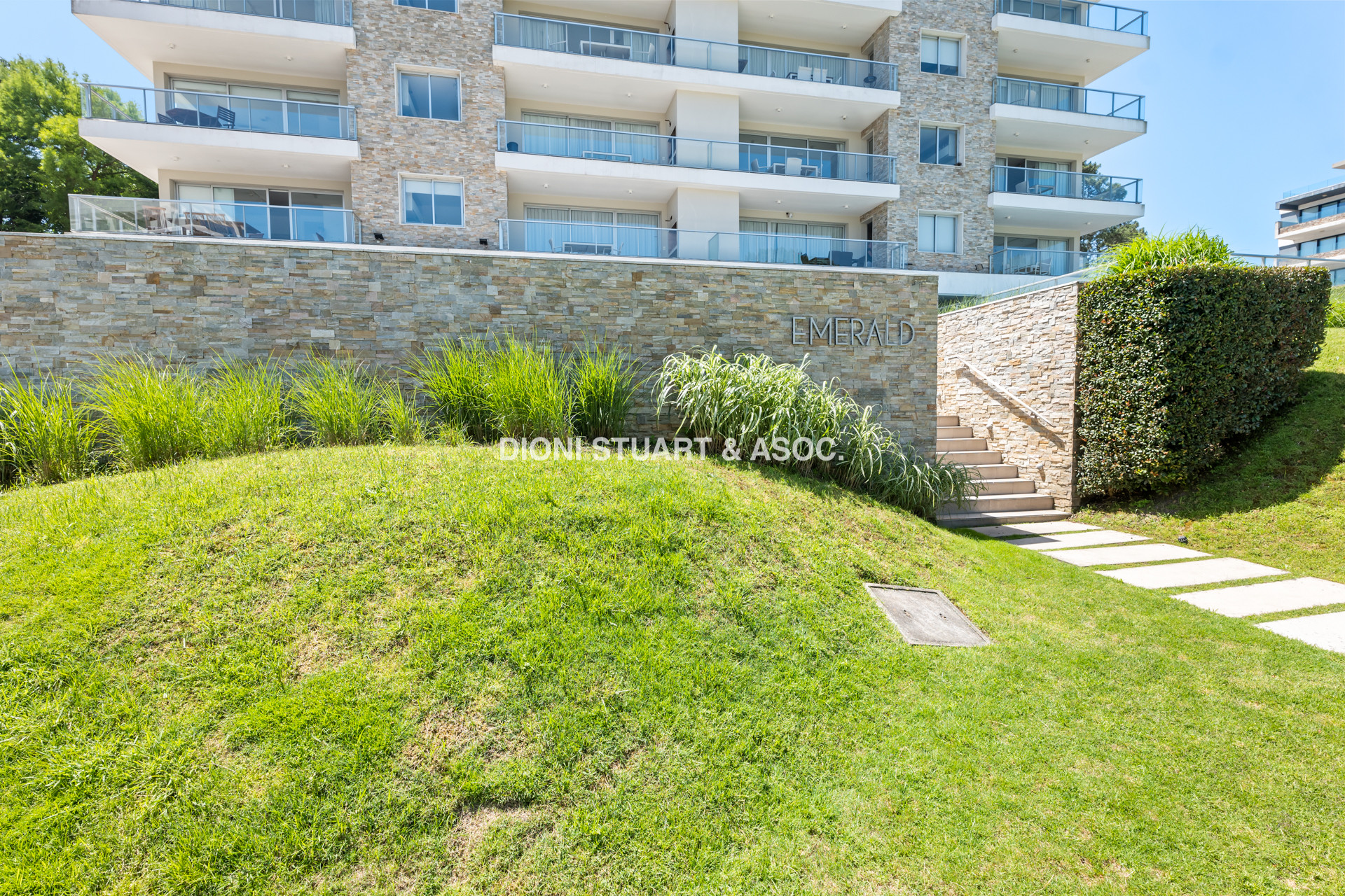 DEPARTAMENTO PENT HOUSE EN VENTA - 3 DORM Y DEP. - PARRILLERO - PLAYA MANSA