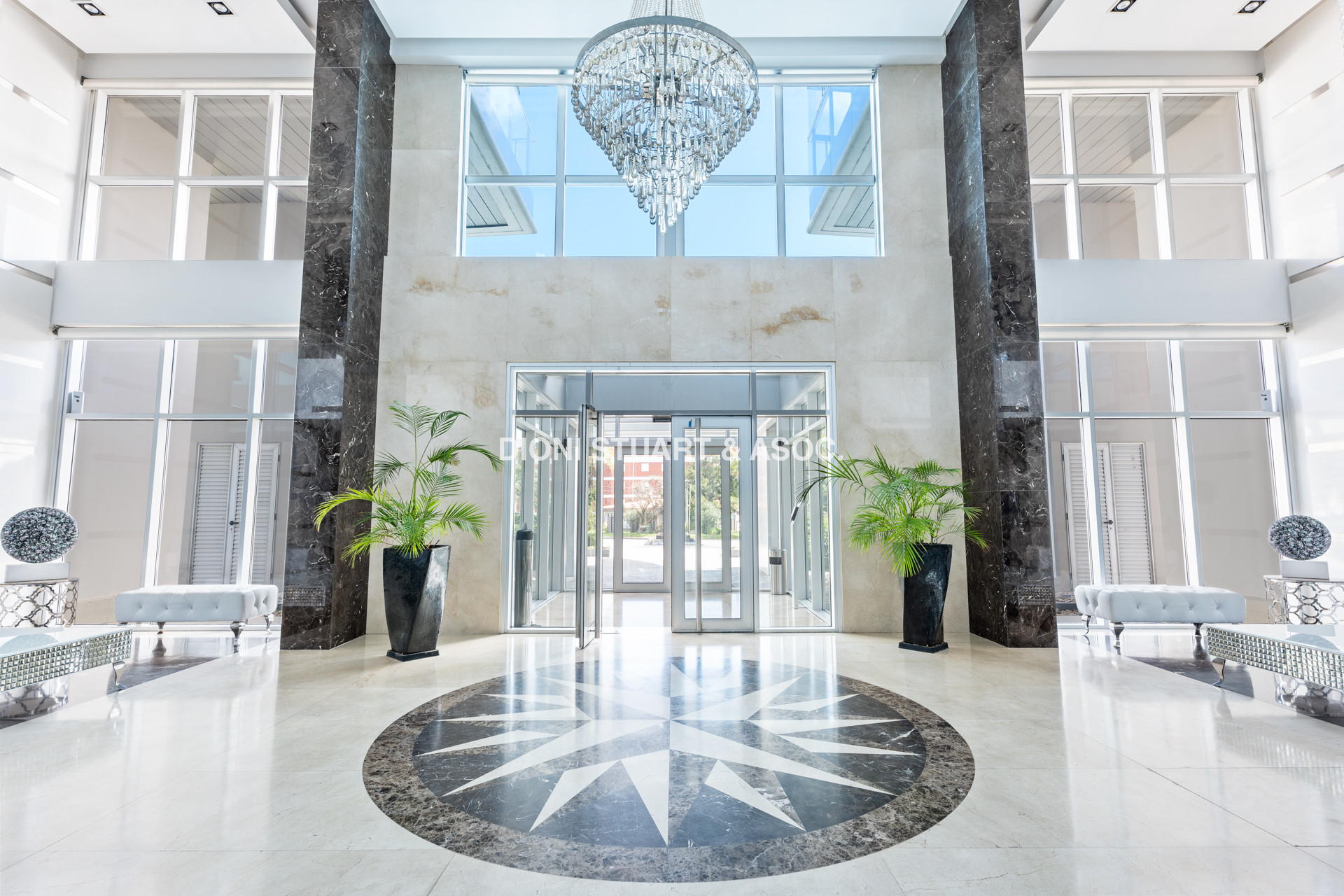 ALQUILER TEMPORAL - ANUAL - INVERNAL - APARTAMENTO 4 DORMITORIOS PENTHOUSE - MIAMI BOULEVARD - PLAYA MANSA