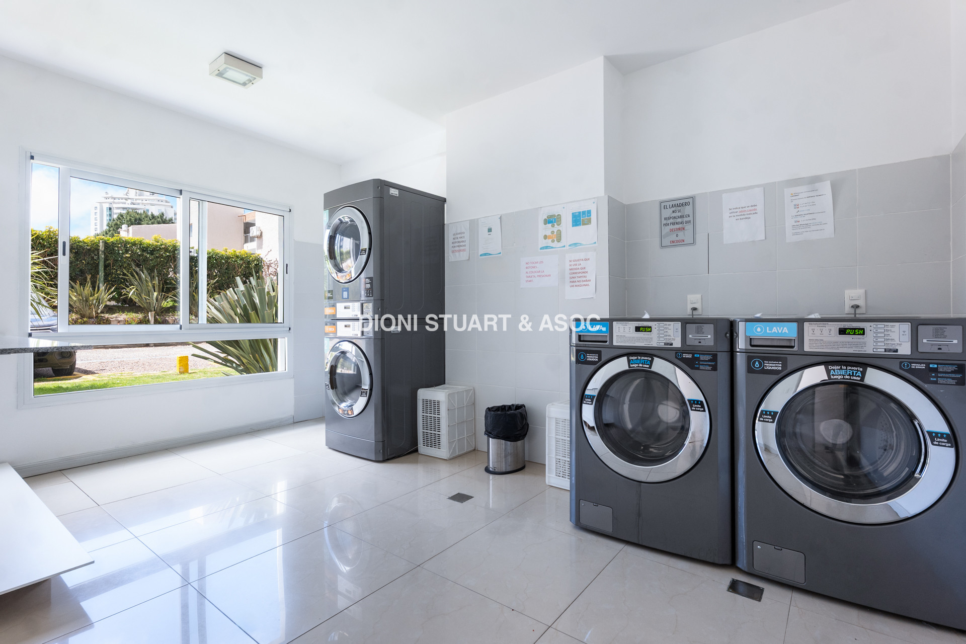 ALQUILER TEMPORAL 3 DORMITORIOS EN SUITE PUNTA DEL ESTE - TODOS LOS AMENITIES - EDIFICIO BOTAVARA