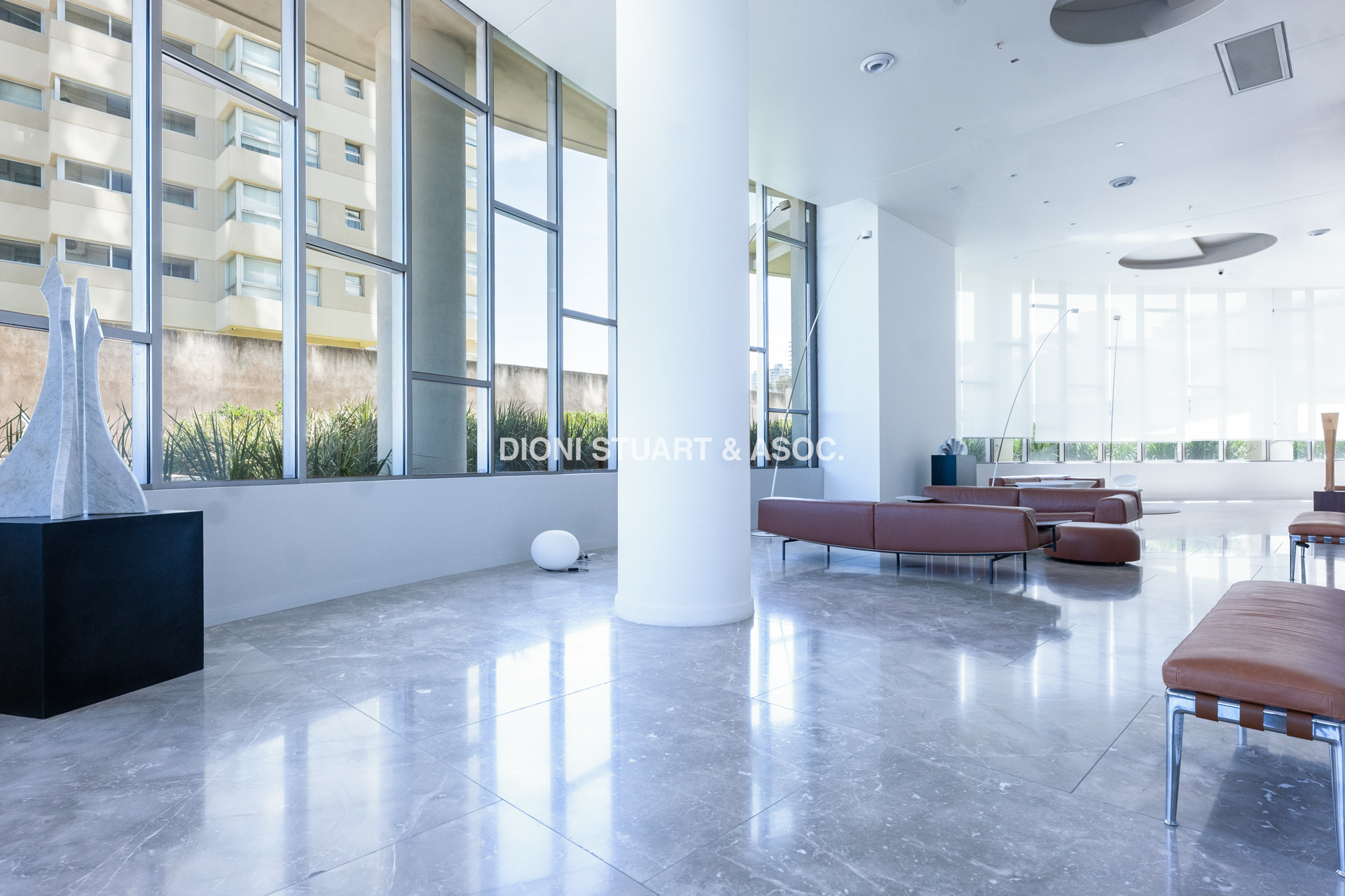 VENTA APARTAMENTO TRUMP TOWER - 2 SUITES + TOILETTE