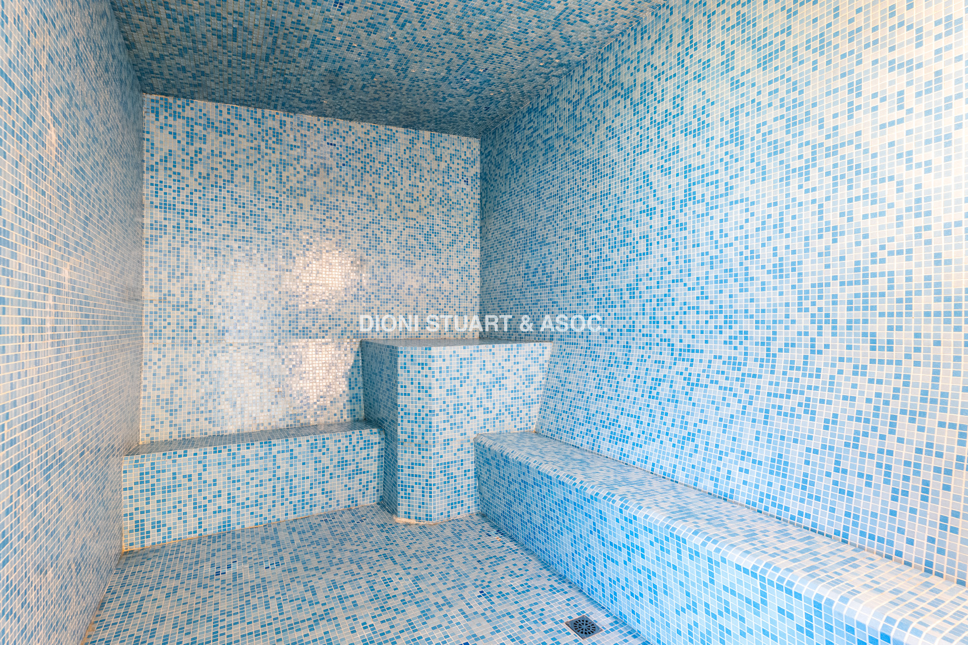 TORRE LOBOS ESQUINERO - 3 DORM EN SUITE + DEP. SERV