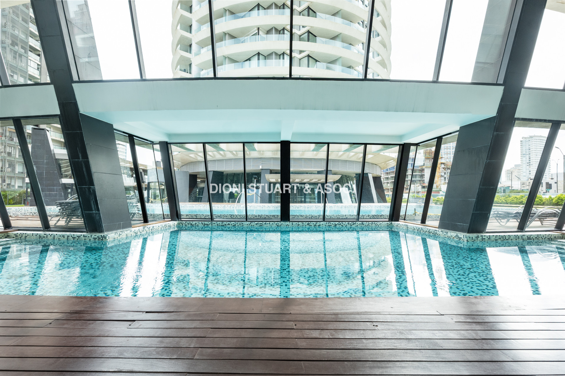 VENTA APARTAMENTO 2 DORMITORIOS ARTOWER - PUNTA DEL ESTE