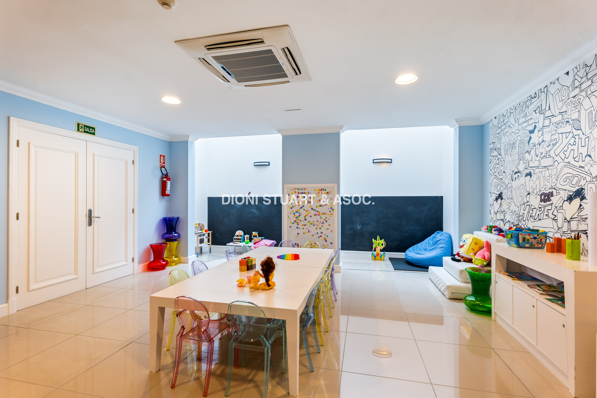 IMPERIALE I EN VENTA - ESQUINERO - 3 DORMITORIOS EN SUITE + DEPENDENCIA