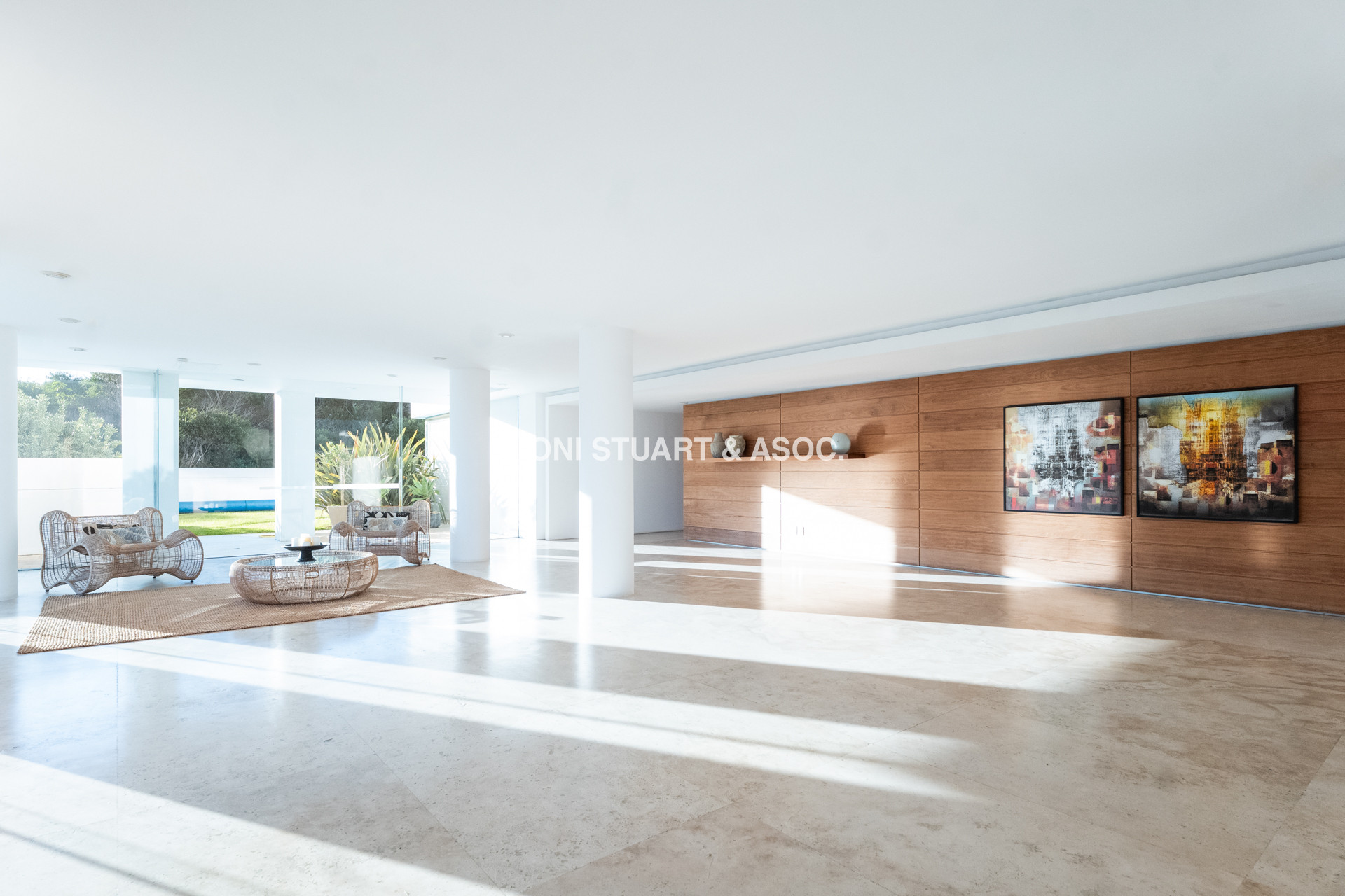 MYTHOS PENTHOUSE DUPLEX - 4 SUITES - PLAYA BRAVA PRIMERA LINEA