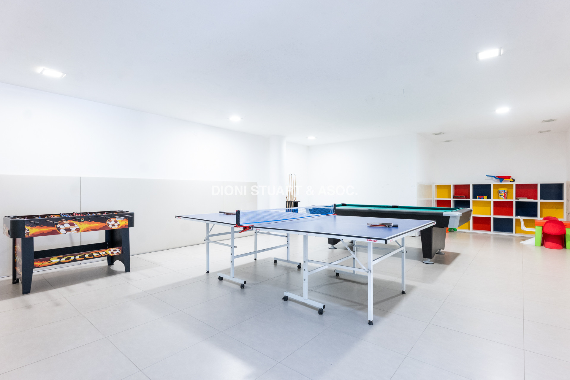 MYTHOS PENTHOUSE DUPLEX - 4 SUITES - PLAYA BRAVA PRIMERA LINEA