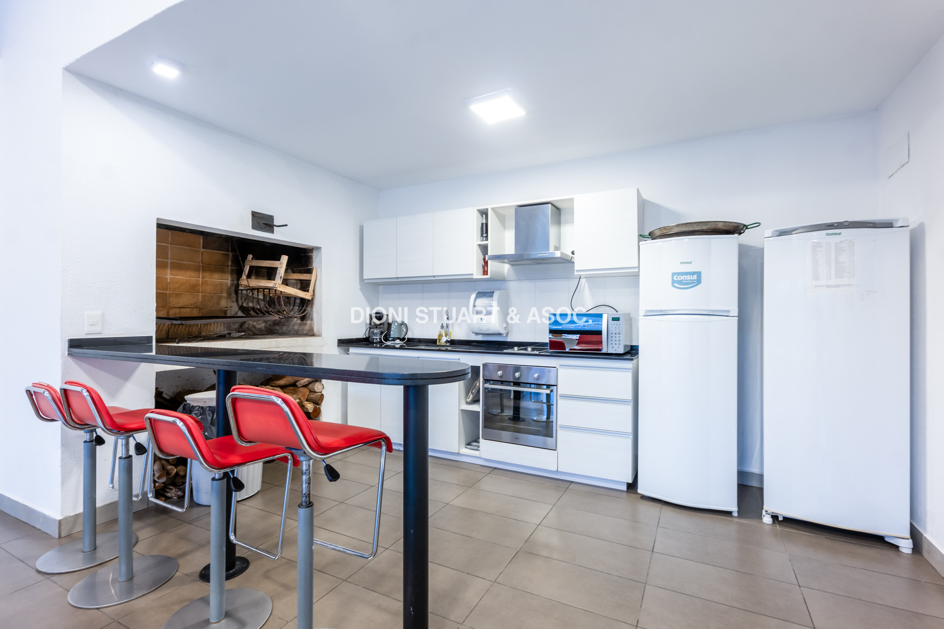 APARTAMENTO EN VENTA EN PLAYA BRAVA - EDIFICIO ICON BRAVA - 2 DORMITORIOS - EXCELENTE SOL