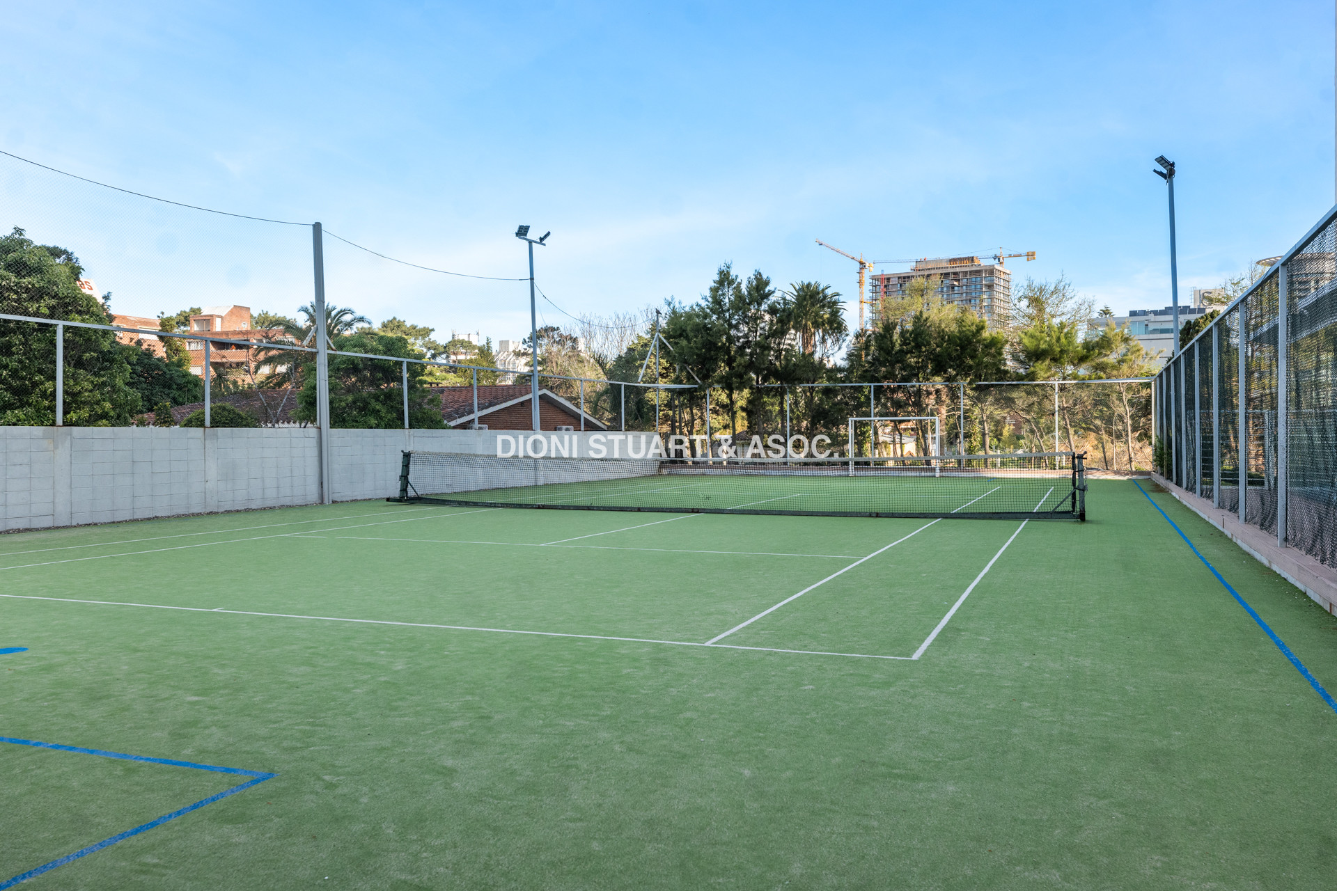 VENTA APARTAMENTO 3 DORMITORIOS EN SUITE - ALEXANDER BOULEVARD ESQUINERO