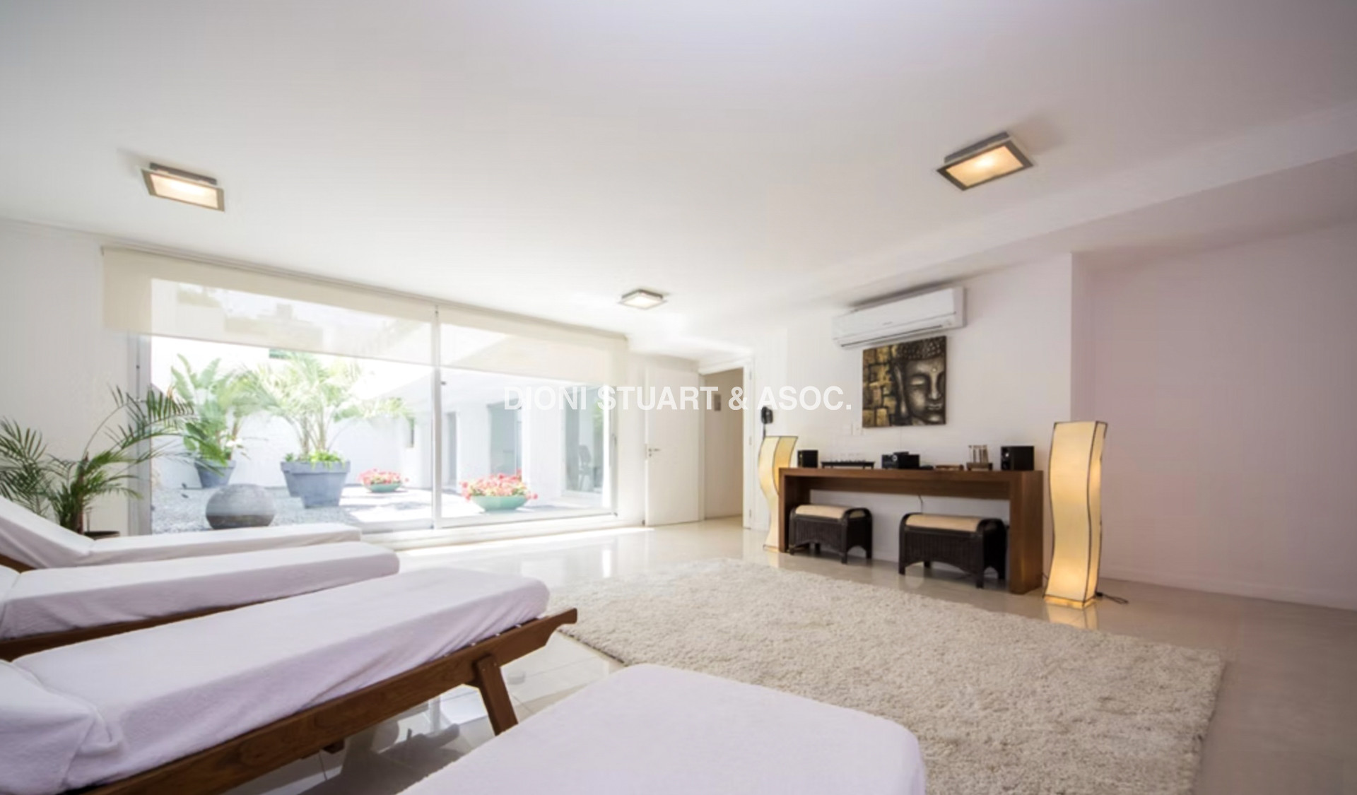 VENTA PENT HOUSE DUPLEX - 4 SUITES + DEPENDENCIA - EDIFICIO PUERTO PUNTA