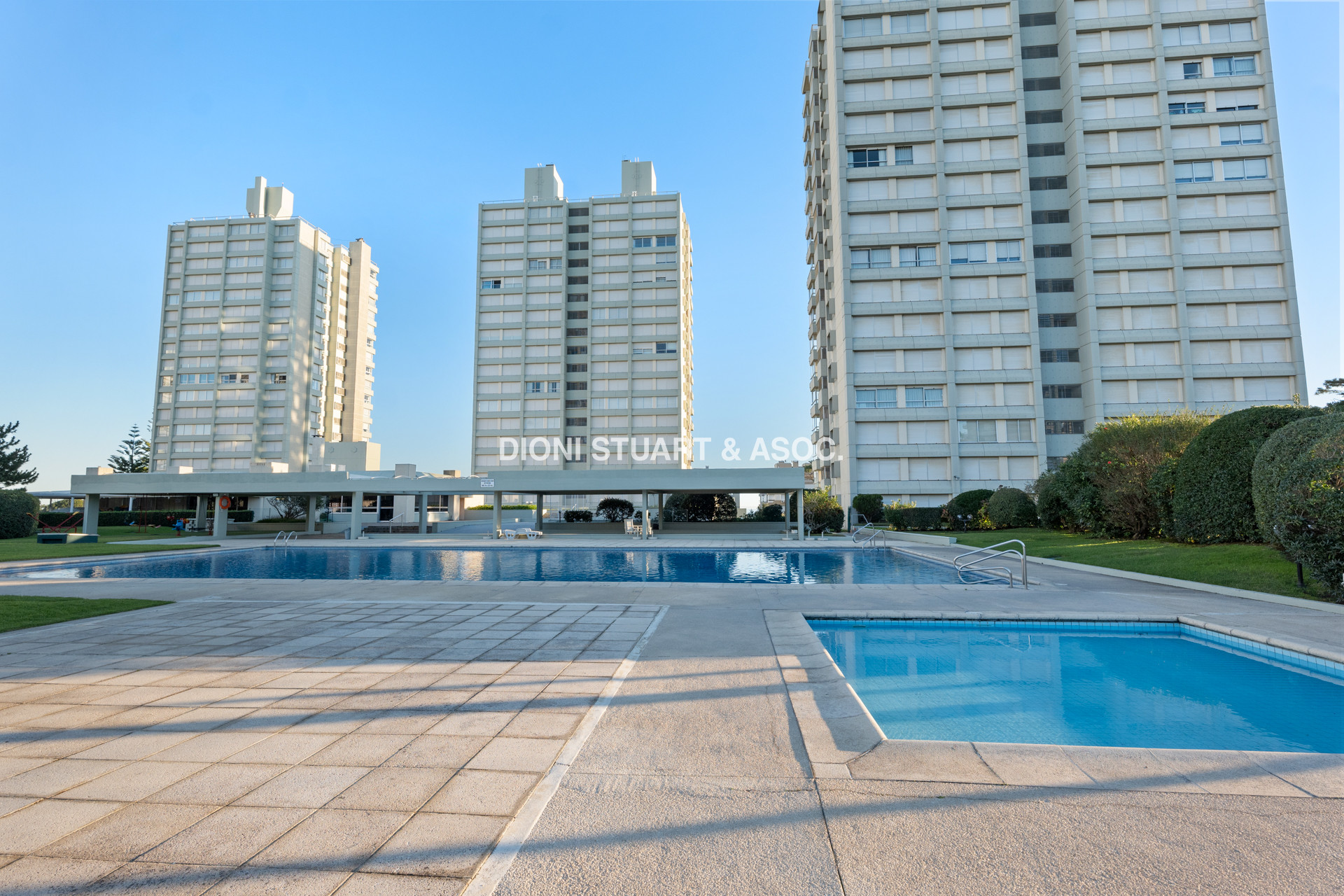 ALQUILER DE TEMPORADA - EDIFICIO FRAGATA - FRENTE AL MAR - 3 DORMITORIOS - TODOS LOS AMENITIES