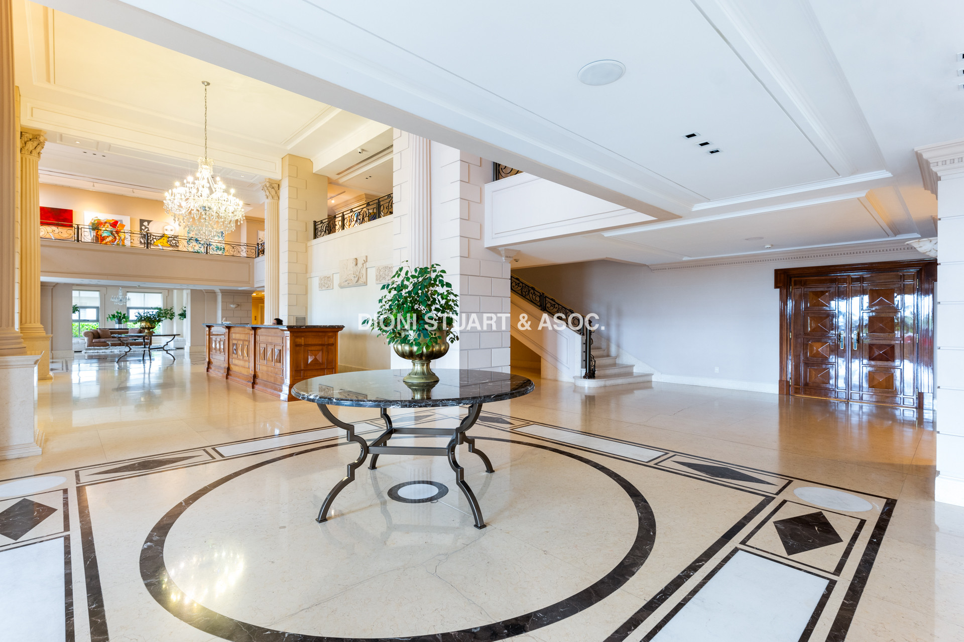 IMPERIALE I EN VENTA - ESQUINERO - 3 DORMITORIOS EN SUITE + DEPENDENCIA