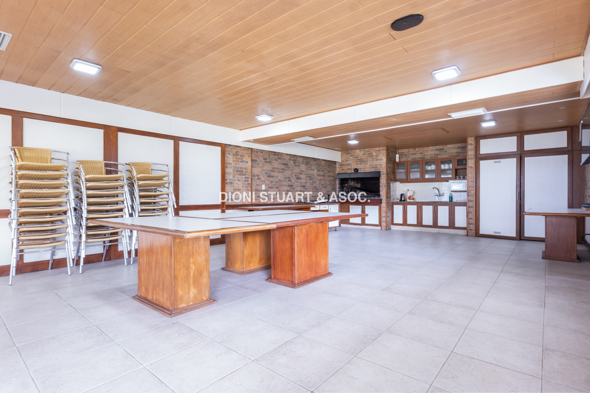 DEPARTAMENTO EN VENTA DE 2 DORMITORIOS Y MEDIO - EDIFICIO LONG BEACH - TODOS LOS AMENITIES