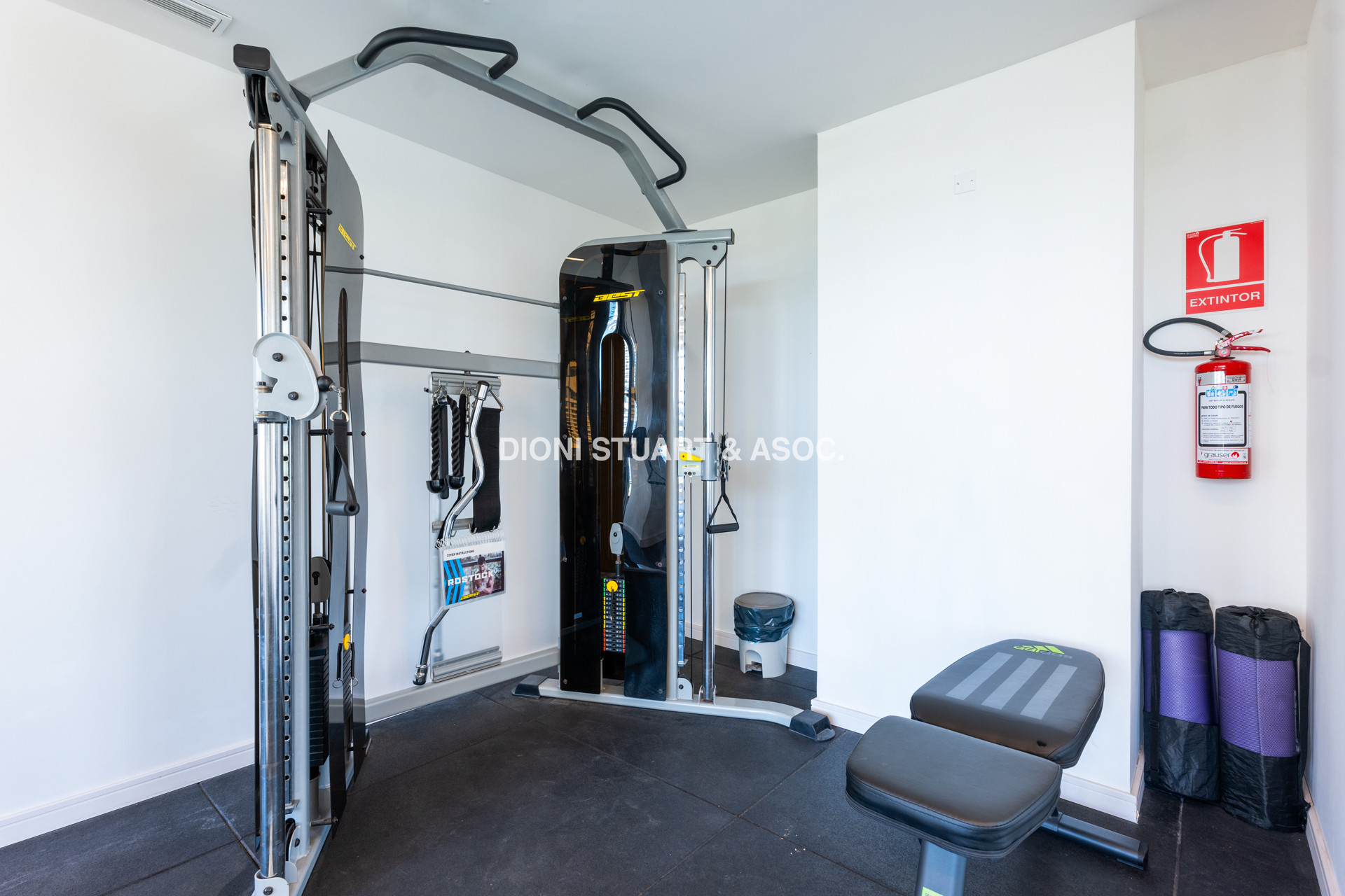 APARTAMENTO A ESTRENAR EN PLAYA BRAVA PUNTA DEL ESTE - 2 DORMITORIOS - EDIF. SIGLO SOL II - BAJAS EXPENSAS