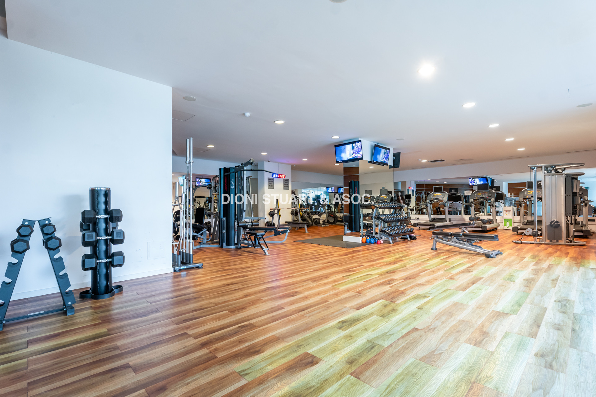 APARTAMENTO EN VENTA EN PLAYA BRAVA - EDIFICIO ICON BRAVA - 2 DORMITORIOS - EXCELENTE SOL