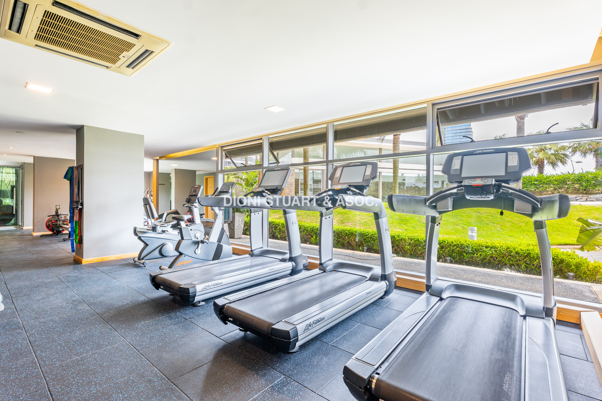 TIBURON TERRAZAS BRAVA SS - SEMI PISO CON PISCINA PROPIA