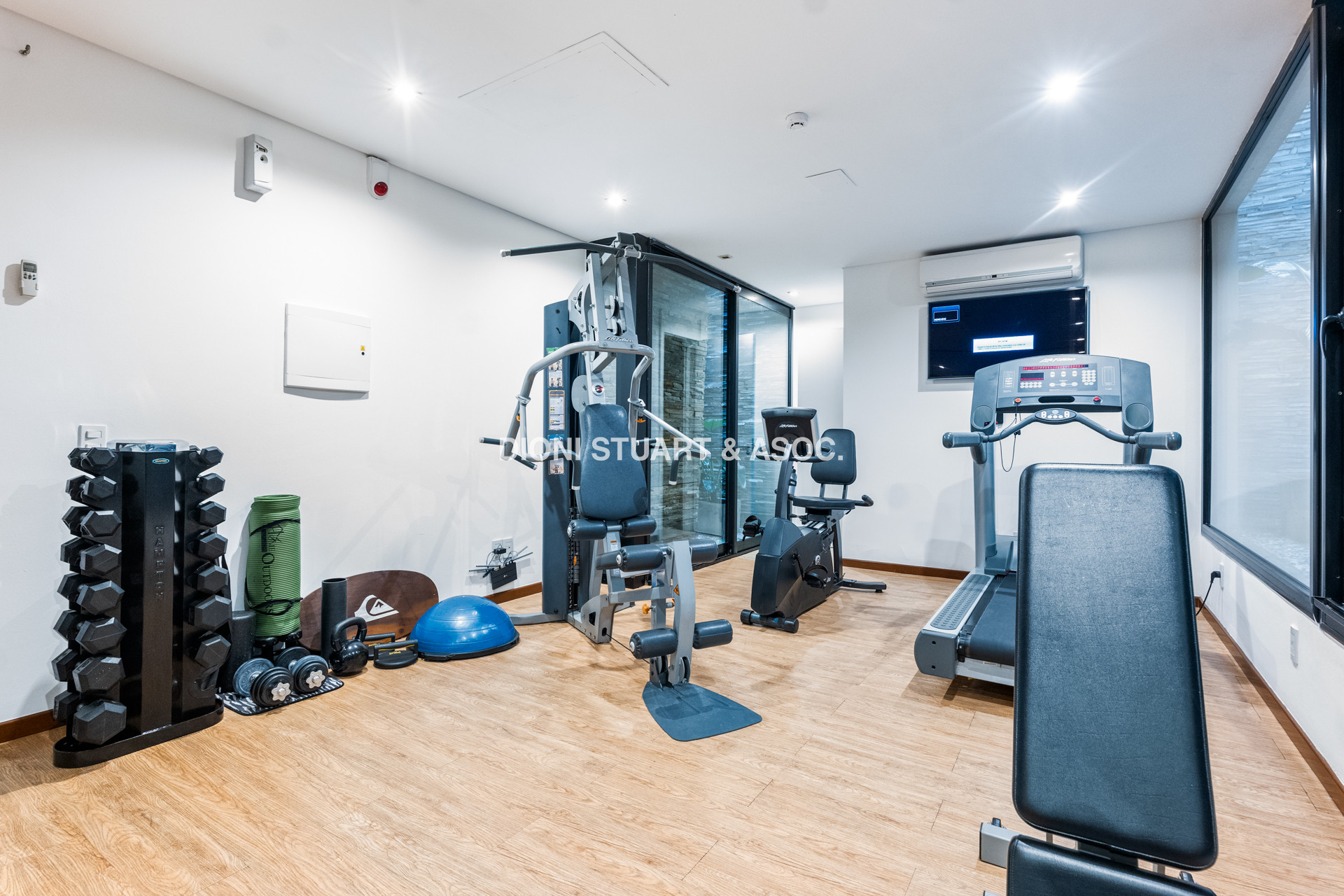 LE BLEU - DEPARTAMENTO FRENTE AL PUERTO PENT HOUSE - 3 DORM EN SUITES + DEP.
