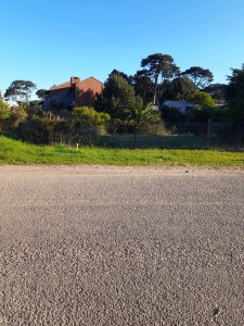 Terreno en Barrio Country