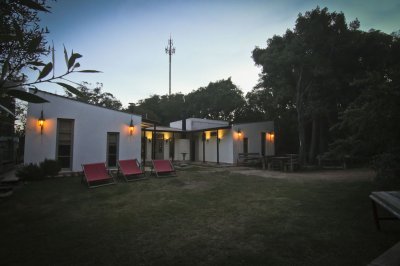 Hermosa Construcción en Punta Ballena . Excelente ubicación.