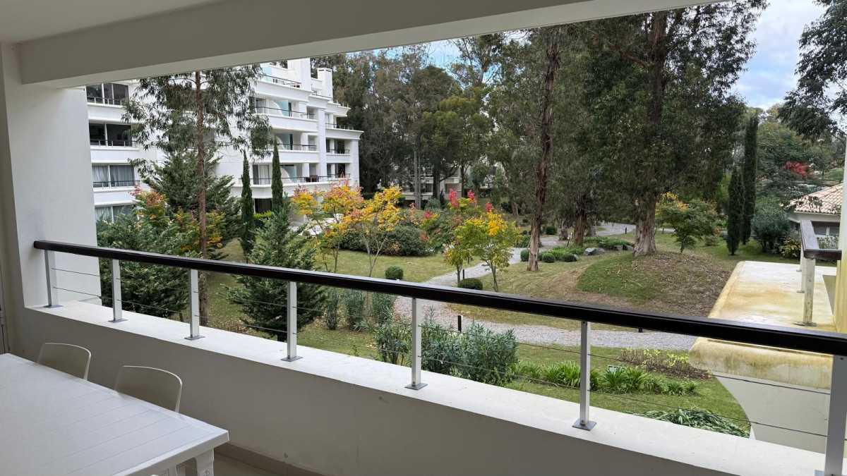 Green Park P 102 
