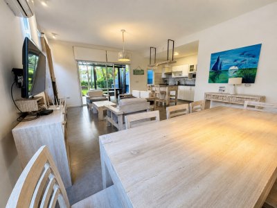 Excelente casa en oportunidad - Solanas Village