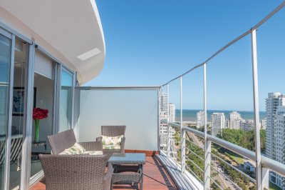 Penthouse en Tressesenta en venta!