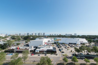 Oportunidad Frente a Punta Shopping. Excelente orientación al Mar!