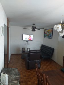 Nuevo Centro venta apartamento 2 dorm piso alto