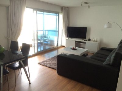 Venta apartamento con renta Malvín sobre Rambla 2 dorm garage