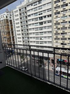 Venta Apartamento 1 dormitorio al frente cordon 18 de julio