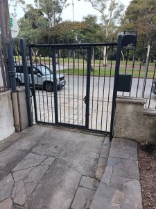 Alquiler apartamento PB frente, 2 dormitorios, 2 baños, Pque Batlle