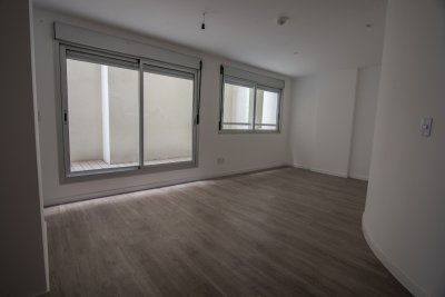 venta apartamento loft a estrenar con patio amplio centro