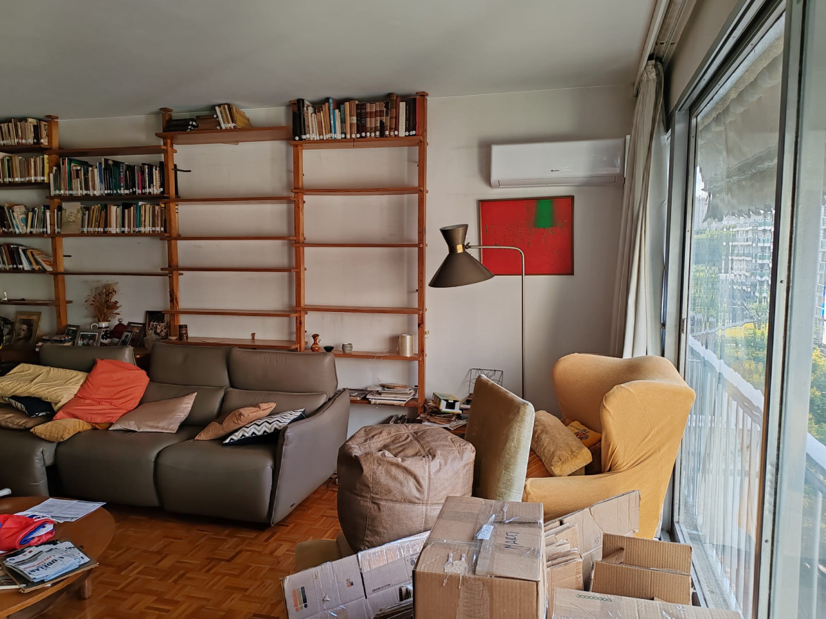 Venta apartamento Pocitos, 3 dormitorios, servicio, 3 baños, garage