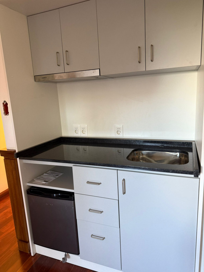 Monoambiente en venta a estrenar sobre 18 de julio