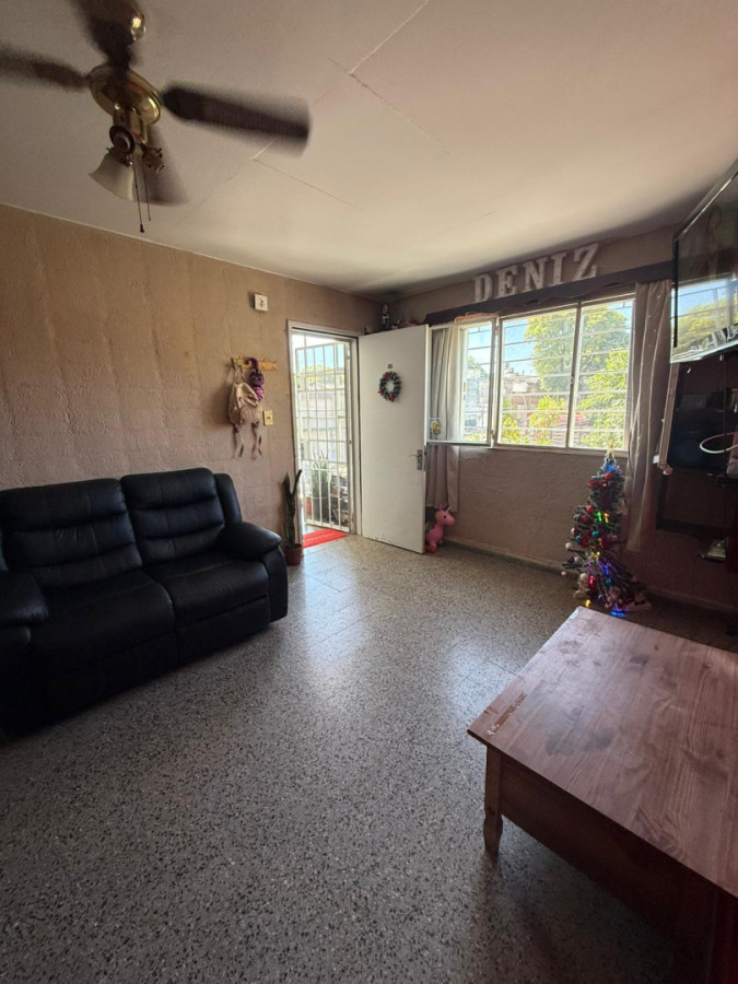 Venta Apartamento 2 Dormitorios 1 Baño Reducto Cochera