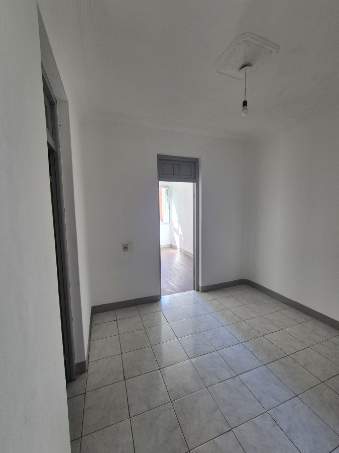 Venta apartamento 2 dormitorios Yaro esq Constituyente