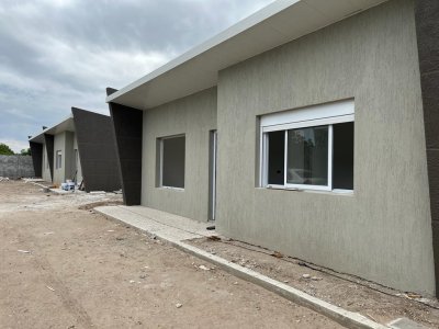 Casas en venta Solymar a estrenar de 2 dormitorios 