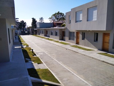 Alquiler casa 1 dormitorio Carrasco Norte a estrenar a metros Portones Shopping