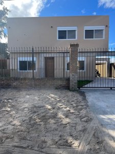 Venta  Shangrilá al sur próximo a Rambla con saneamiento