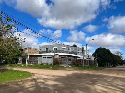 Venta de 3 casas en un padrón. 2 alquiladas, ideal inversor, Shangrila