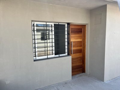 Alquiler casa 1 dormitorio Carrasco Norte a estrenar a metros Portones Shopping