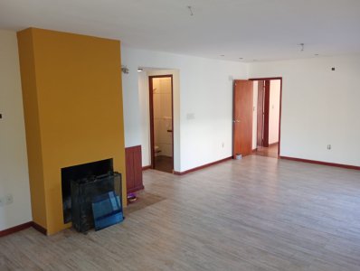 Venta Casa Carrasco norte, 6 dormitorios, 5baños, 400 m2 de terreno,191 m2 construidos, en2 plantas, PH con jardín al frente y fondo 