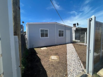 Alquiler casa a estrenar de 2 dormitorios Montes Solymar