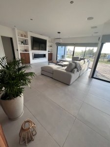 venta espectacular casa en colinas de carrasco barrio privado