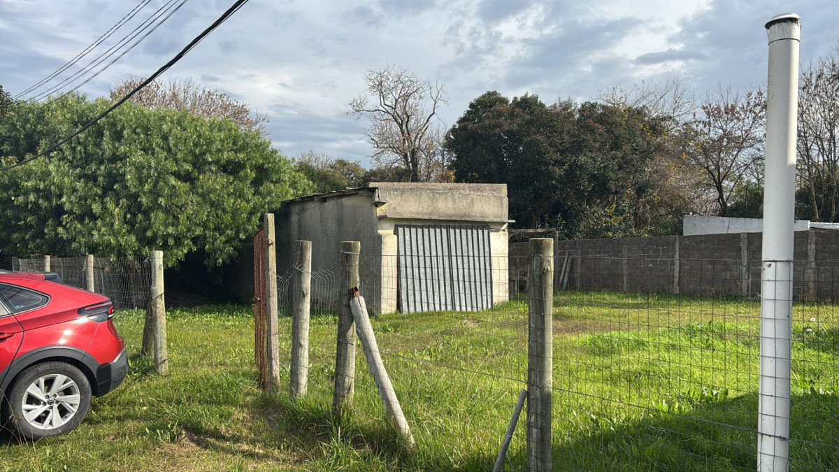 Terreno con Mejoras en Solymar 