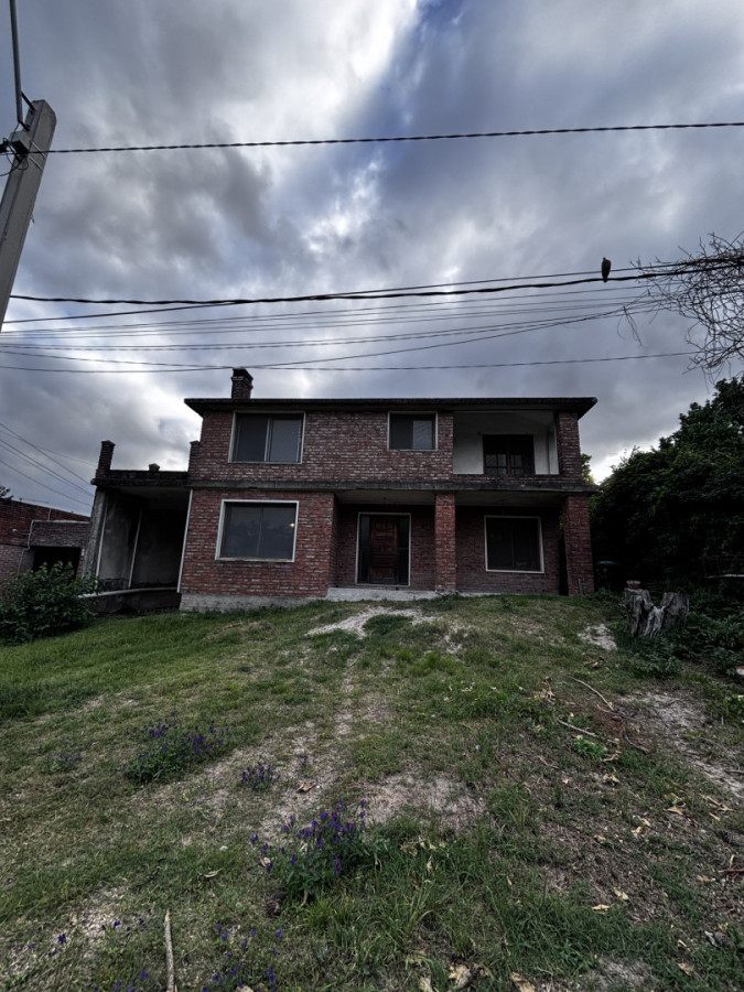 Casa en venta 5 dormitorios Pinar Sur