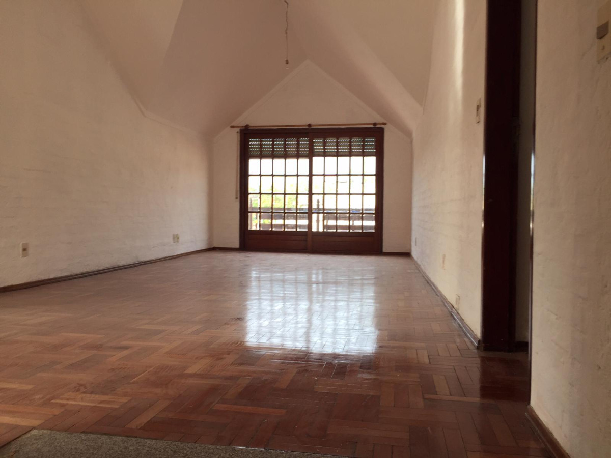 Venta, Casa, Punta Gorda, en excelente estado, ideal residencia