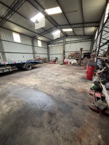 Venta de galpon en Montes de Solymar