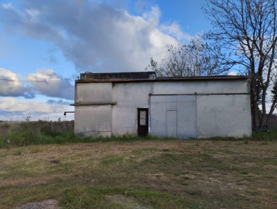 venta chacra con galpon baño y ambiente toledo