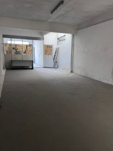 Venta local cerrito ideal para varios rubros consulte