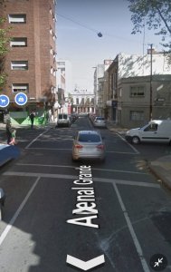 Venta de parking, local comercial y varios apartamentos